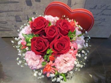 ✿ フラワーバレンタイン始めませんか？ ✿　お花のご紹介　✿｜「フローラルはなじん」　（愛知県名古屋市中村区の花キューピット加盟店 花屋）のブログ
