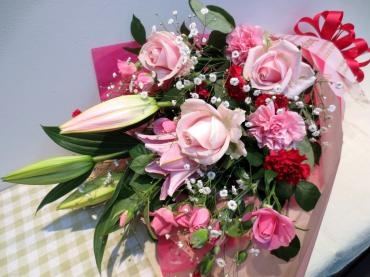 母の日のご注文承ります♪　✿ お母さんに、お花を贈ろう！ ✿｜「フローラルはなじん」　（愛知県名古屋市中村区の花キューピット加盟店 花屋）のブログ